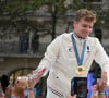 "Il doit sourire pendant que Maïa Mazaurette t'explique que c'est un bon ensemenceur", lâche un internaute
 
La "Parade des Champions" des Jeux Olympiques et Paralympiques de Paris2024, sur les Champs-Elysées. Paris, le 14 septembre 2024. © Eliot Blondet/Pool/Bestimage