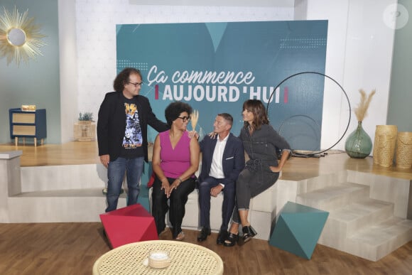 Exclusif - Laurent Karila, Amina Yamgnane, Marc Geiger, Faustine Bollaert - - La nouvelle saison de l'émission "ça commence aujourd'hui" sur France 2. Paris le 1er septembre 2023. © Jack Tribeca / Bestimage