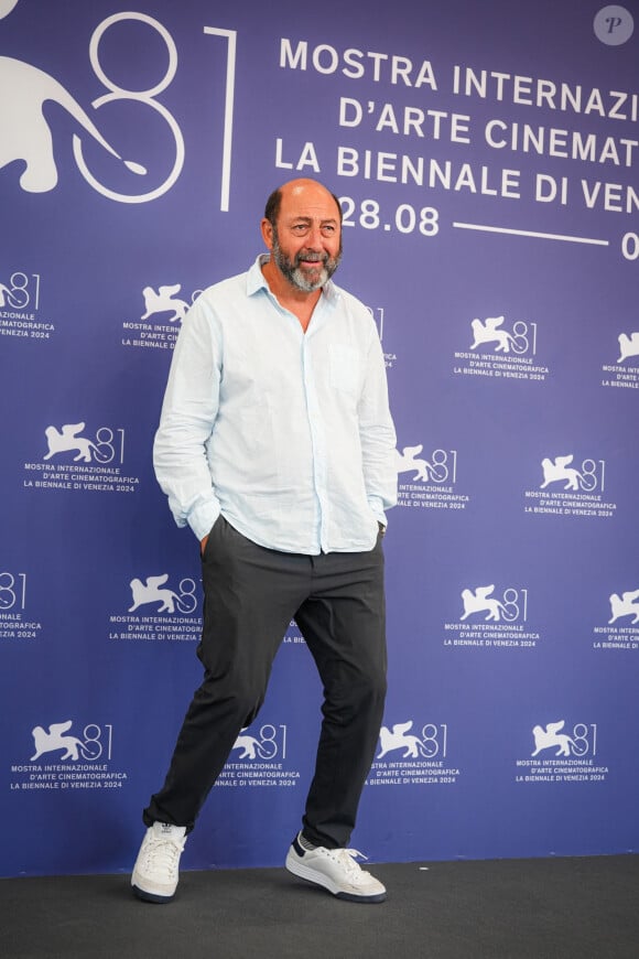 Kad Merad au photocall du film "Finalement" lors du 81ème festival international du film de Venise, la Mostrav le 2 septembre 2024. © Lucia Sabatelli / Bestimage