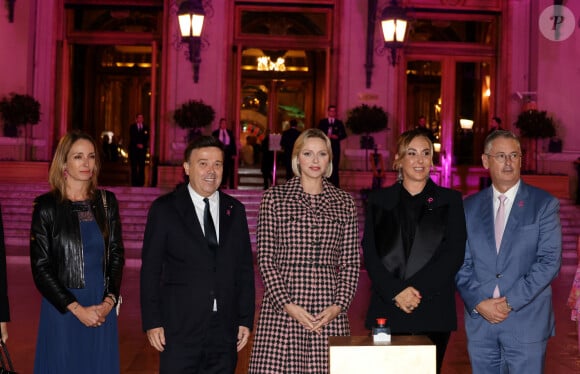 Stéphane Valeri, Président-Délégué de la Société des Bains de Mer, S.A.S. la Princesse Charlène, Natasha Frost-Savio, Présidente et fondatrice - S.A.S. la Princesse Charlène, Présidente d'Honneur de l'association Pink Ribbon, a procédé à l'illumination de la place du casino en rose à Monaco le 4 Octobre 2024. © Dominique Jacovides - Bruno Bebert / Bestimage 