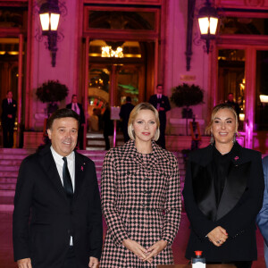 Stéphane Valeri, Président-Délégué de la Société des Bains de Mer, S.A.S. la Princesse Charlène, Natasha Frost-Savio, Présidente et fondatrice - S.A.S. la Princesse Charlène, Présidente d'Honneur de l'association Pink Ribbon, a procédé à l'illumination de la place du casino en rose à Monaco le 4 Octobre 2024. © Dominique Jacovides - Bruno Bebert / Bestimage 