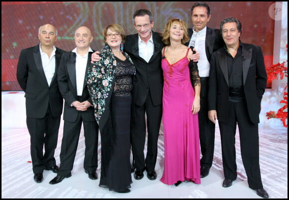 Archives - Josiane Balasko, Christian Clavier, Thierry Lhermitte, Gérard Jugnot, Michel Blanc, Marie-Anne Chazel et Patrice Leconte. Enregistrement de l'Èmission 'Vivement Dimanche' consacrée a l'équipe des Bronzés 3.  © Guillaume Gaffiot / Bestimage