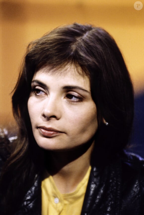 Archives - Marie Trintignant sur le plateau de l'émission TV "Ciel mon mardi!". Le 18 juin 1991