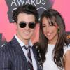 Les jeunes mariés Kevin Jonas et Danielle Deleasa, lors de la soirée des Kids' Choice Awards 2010.