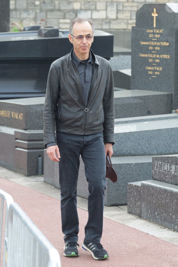 Jean-Jacques Goldman lors des obseques de Veronique Colucci au cimetiere de Montrouge, Paris, France le 12 avril 2018. Photo ABACAPRESS.COM