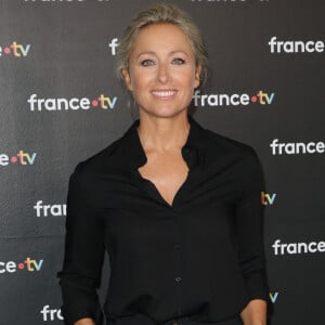 Les vacances de la Toussaint se profilent 
Anne-Sophie Lapix au photocall de la conférence de presse de rentrée de France Télévisions à Paris, France. © Coadic Guirec/Bestimage 