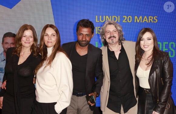 Laly Meignan, Cathy Andrieu, Lakshan Abeynayake, Philippe Vasseur, Elsa Esnoult de la série Les mystères de l'amour La 6 ème édition du Festival Séries Mania à Lille lundi 20 mars 2023.