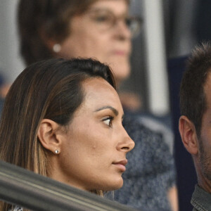 La jolie brune est mère de 2 filles et elle travaille dans la grande distribution
 
Richard Gasquet - People au match PSG - Montpellier (5-2) au Parc des Princes à Paris le 13 août 2022. © JB Autissier / Panoramic / Bestimage