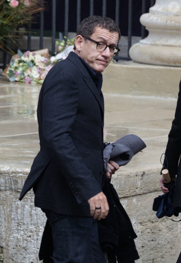 Dany Boon arrive à la cérémonie d'enterrement de l'acteur français Michel Blanc à l'église Saint Eustache à Paris, France, le 10 octobre 2024. Il est décédé le 4 octobre à la suite d'une crise cardiaque consécutive à un choc anaphylactique. Michel Blanc était connu pour son rôle du célibataire maladroit Jean-Claude Dusse dans le film " Les Bronzés " de 1978. Photo par Nasser Berzane/ABACAPRESS.COM