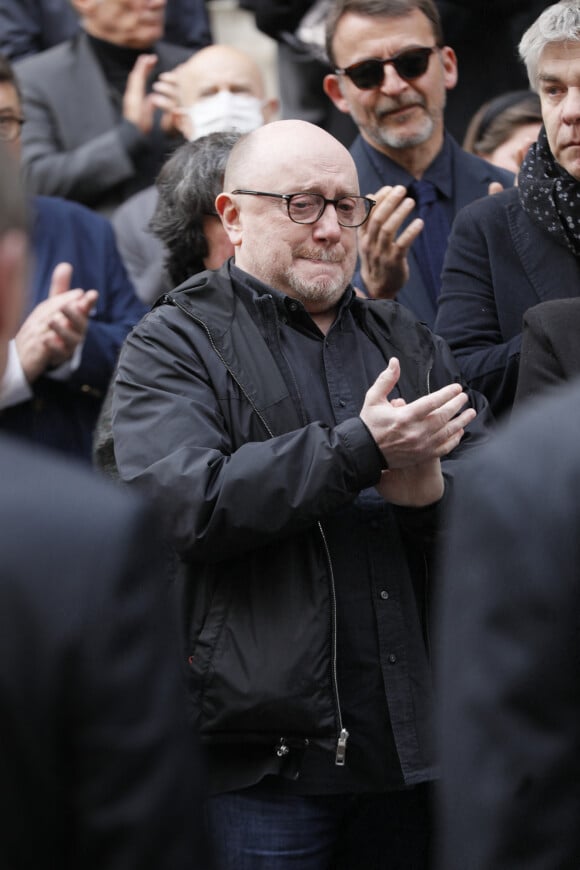 Exclusif - Michel Blanc - Sortie des obsèques du pianiste américain Nicholas Angelich en l'Eglise Saint Roch à Paris, le 26 avril 2022. Nicholas Angelich est décédé le 18 avril 2022 à l'âge de 51 ans. 