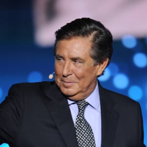 Exclusif - Jean-Pierre Foucault - Surprises - Enregistrement de l'émission "La Chanson secrète 4", qui sera diffusée le 4 janvier 2020 sur TF1, à Paris. Le 17 décembre 2019 © Gaffiot-Perusseau / Bestimage 