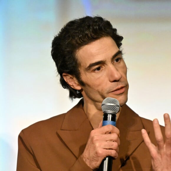 Tahar Rahim pour le film "Monsieur Aznavour" lors de la soirée de clôture de la 6ème édition du festival Cinéroman au cinéma Pathé Gare du Sud, à Nice, France, le 5 octobre 2024. © Bebert-Jacovides/Bestimage 