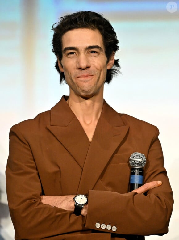 Tahar Rahim pour le film "Monsieur Aznavour" lors de la soirée de clôture de la 6ème édition du festival Cinéroman au cinéma Pathé Gare du Sud, à Nice, France, le 5 octobre 2024 © Bebert-Jacovides/Bestimage 