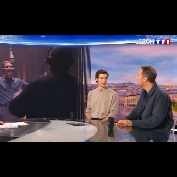 Une réponse franche qui rassurera ses admirateurs !
Tahar Rahim face à Audrey Crespo-Mara aux côtés de Grand Corps Malade sur le plateau du JT de TF1 ce dimanche 13 octobre 2024.