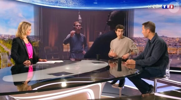 Tahar Rahim face à Audrey Crespo-Mara aux côtés de Grand Corps Malade sur le plateau du JT de TF1 ce dimanche 13 octobre 2024.