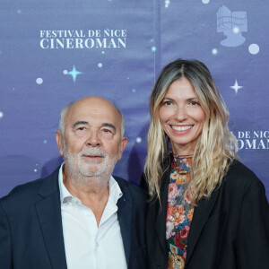 Gérard Jugnot et sa femme Patricia Campi lors de la 5ème édition du festival Cinéroman à Nice le 3 octobre 2023. © Norbert Scanella / Panoramic / Bestimage 