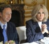 Outre la première Dame de France, le spécialiste des têtes couronnées Stéphane Bern était aussi de la partie.
Le journaliste spécialisé dans les royautés Stéphane Bern et la Première dame Brigitte Macron lors déjeuner de travail avec les acteurs français et belges de l'industrie créative et culturelle à l'Hôtel de Ville de Paris, France, le 15 octobre 2024, le deuxième jour de la visite officielle du couple royal belge en France. © Didier Lebrun/Pool/Photonews/Bestimage 