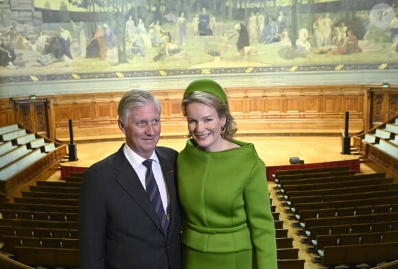 Le roi Philippe et la reine Mathilde de Belgique à La Sorbonne à Paris, France, le 15 octobre 2024, le deuxième jour de la visite d'État officielle du couple royal belge en France. © Didier Lebrun/Photonews/Bestimage 