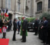 Le lendemain, le souverrain était attendu à l'Hôtel de Ville de Paris où son épouse était attendue le temps d'un déjeuner par Brigitte Macron, qui a mis à l'honneur le chic à la française.
Le roi Philippe et la reine Mathilde de Belgique reçus par Anne Hidalgo, maire de Paris, lors de la visite du couple royal en France, le 15 octobre 2024. © Jonathan Rebboah / Panoramic / Bestimage 