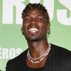 Paul Pogba avec les femmes de sa vie aux côtés de France Pierron
 
Paul Pogba - Avant-première du film "4 Zéros" au cinéma Pathé Palace à Paris. © Coadic Guirec/Bestimage