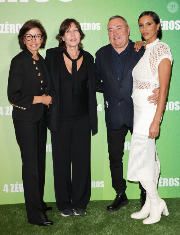 Rachida Dati, Mathilde Seigner et Shy'm étaient elles aussi de la partie
 
Rachida Dati, Mathilde Seigner, Fabien Onteniente et Shy'm - Avant-première du film "4 Zéros" au cinéma Pathé Palace à Paris le 15 octobre 2024. © Coadic Guirec/Bestimage