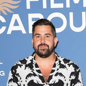 "Or, il s'agissait ici de mon premier shooting après en avoir perdu 35, et j'ai voulu me la jouer un peu mannequin, en arrêtant de sourire."
Artus - 38ème festival du film de Cabourg le 13 juin 2024. Les Journées romantiques du 38ème Festival du film de Cabourg (Calvados) auront lieu du 12 au 16 juin. © Coadic Guirec/Bestimage