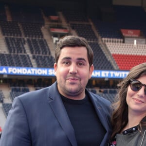 Le mari de Sarah Nasrallah ne cache pas avoir perdu beaucoup de poids, 35 kilos
Exclusif - Artus et sa femme Sarah Nasrallah - 5ème dîner de gala de la fondation Paris Saint-Germain au parc des Princes à Paris, France, le 15 mai 2018.© Rachid Bellak/Bestimage