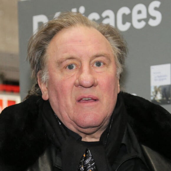 Gérard Depardieu assiste au Salon du Livre 2018 au Parc des Expositions de Paris, France, le 18 mars 2018. Photo par Somer/ABACAPRESS.COM