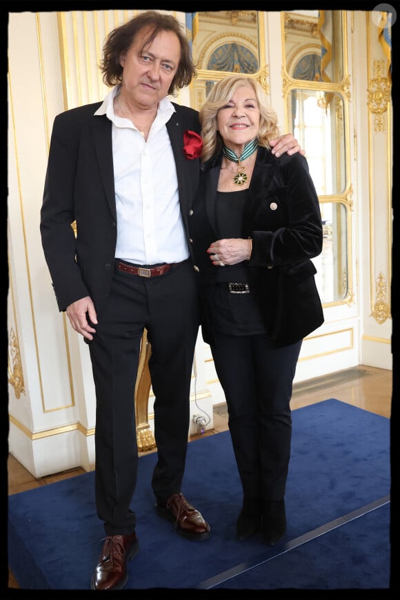 Exclusif - Nicoletta et son mari, Jean Christophe Molinier - R.Dati, ministre de la Culture, remet les insignes de Commandeur de l'ordre des Arts et des Lettres à Nicoletta au ministère de la Culture à Paris le 18 juin 2024. © Alain Guizard / Bestimage