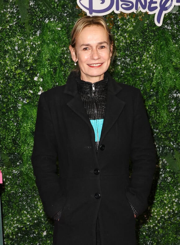 Sandrine Bonnaire - Avant-première de la mini-série Disney "Tout Va Bien" à l'UGC Normandie à Paris le 9 novembre 2023. © Coadic Guirec / Bestimage 