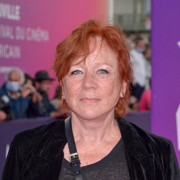 Parfois, elle adopterait des comportements de diva. "En retard" sur les tournages dit Eva Darlan.Eva Darlan attending the screening of L Amour C Est Mieux Que La Vie during the 47th Deauville American Film Festival in Deauville, France on September 9, 2021. Photo by Julien Reynaud/APS-Medias/ABACAPRESS.COM