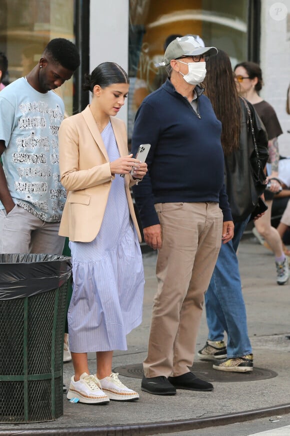 Le milliardaire Bill Gates fait du shopping avec sa fille Phoebe Gates à l'occasion de son 20e anniversaire à Soho à New York City, NY,. Photo par Christopher Peterson/Splash News/ABACAPRESS.COM