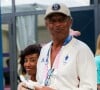 Yannick Noah et Malika, une grossesse discrète
Yannick Noah et sa compagne Malika quittent les épreuves de gymnastique lors des Jeux Olympiques de Paris2024 (JO)