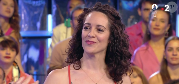 Coline, nouvelle Maestro de "N'oubliez pas les paroles", sur France 2