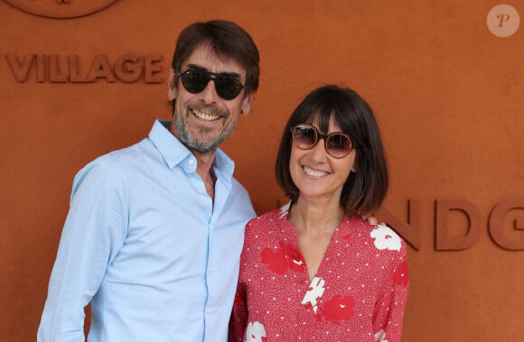 Alexia Laroche-Joubert et son compagnon Mathieu Grinberg - Célébrités au village des Internationaux de France de tennis de Roland Garros 2024 à Paris le 7 juin 2024. © Jacovides-Moreau/Bestimage