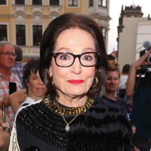 Nana Mouskouri - Arrivées aux "Europäischer Kulturpreis - Taurus" à Dresde. Le 8 juin 2018