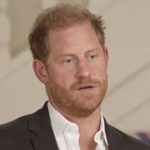 Le mari de Meghan Markle pourrait être contraint de quitter les Etats-Unis. Pour aller où ? Peut-être au Portugal où il est propriétaire d'une maison avec son épouse. 
Le prince Harry, duc de Sussex et Meghan Markle, duchesse de Sussex, lors d'une interview pour l'émission CBS News Sunday Morning. Lors de ce programme, le couple princier a évoqué leurs enfants, Archie Harrison, 5 ans et Lilibet Diana, 3 ans et leur volonté de les protéger des dangers du web. 