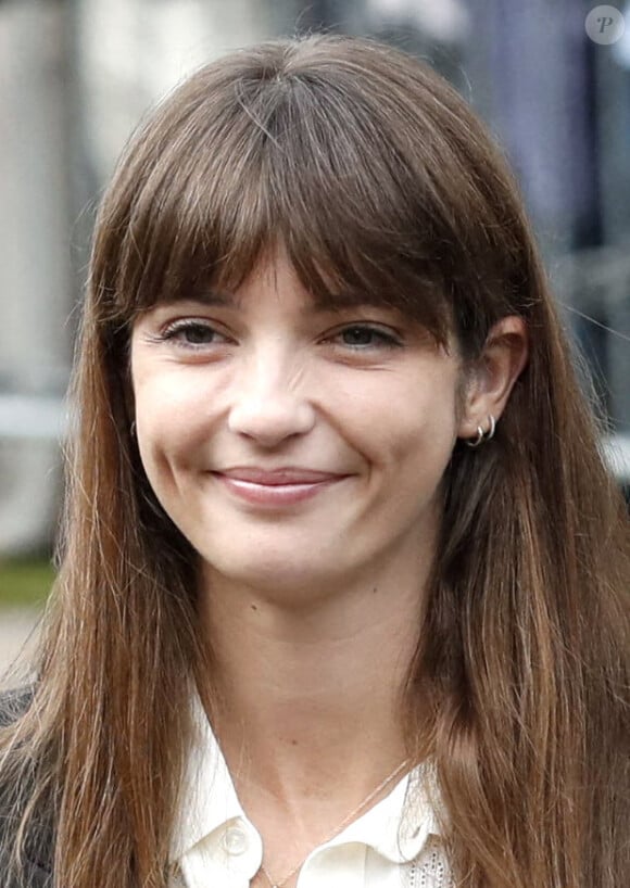 Annabelle Belmondo - Obsèques de Jean-Paul Belmondo en en l'église Saint-Germain-des-Prés, à Paris le 10 septembre 2021. © Cyril Moreau / Bestimage 