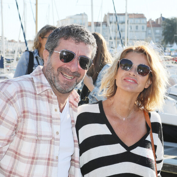 Ingrid Chauvin et son compagnon Philippe Warrin au photocall de la série "Demain nous appartient" lors de la 24ème édition du Festival de la Fiction TV de La Rochelle, France, le 17 septembre 2022. © Patrick bernard/Bestimage