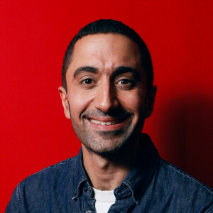 Jimmy Mohamed - Backstage - Enregistrement de l'émission "Tout le monde chante contre le cancer" au Cirque Phénix à Paris, présentée par J.Anthony et E.Gossuin et diffusée le 4 janvier sur W9 © Christophe Clovis / Bestimage