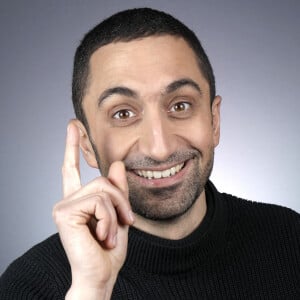 Dans une étude récente, les chercheurs ont montré que le passage d'un régime alimentaire type occidental à un régime type méditerranéen permet d'augmenter son espérance de vie.
Portrait de Jimmy Mohamed à Paris, le 3 avril 2023. © Cédric Perrin/Bestimage