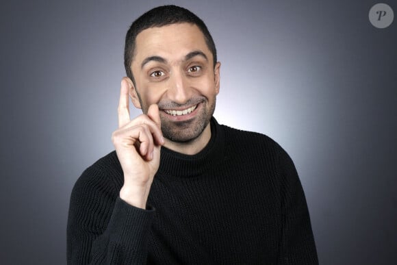 Dans une étude récente, les chercheurs ont montré que le passage d'un régime alimentaire type occidental à un régime type méditerranéen permet d'augmenter son espérance de vie.
Portrait de Jimmy Mohamed à Paris, le 3 avril 2023. © Cédric Perrin/Bestimage