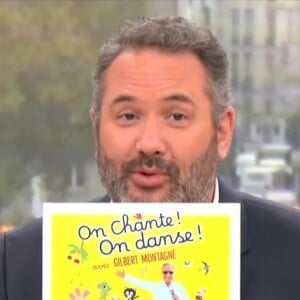 Bruce Toussaint a reçu Gilbert Montagné dans "Bonjour !" le mardi 29 octobre 2024 sur TF1
Bruce Toussaint sur le plateau de "Bonjour !"