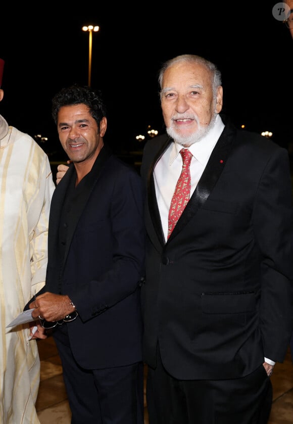 Jamel Debbouze et Tahar Ben Jelloun - Dîner d'Etat offert par sa Majesté le roi Mohammed VI du Maroc en l'honneur du Président de la République Emmanuel Macron et de la première dame Brigitte Macron au Palais Royal de Rabat au Maroc le 29 Octobre 2024. © Dominique Jacovides/Bestimage 