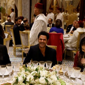 Gérard Darmon et Jamel Debbouze lors du banquet d'Etat organisé par le roi Mohammed VI en l'honneur de Brigitte et Emmanuel Macron à Rabat au Maroc, le 29 octobre 2024 © Ludovic Marin/Pool/Bestimage