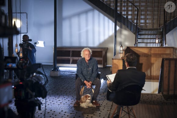 L'artiste de 70 ans est accompagné de son chien Lulu
Exclusif - Didier Barbelivien - Enregistrement de l'émission "Animaux Stars", présentée par B.Montiel et diffusée le 2 novembre sur Animaux TV. Le 23 septembre 2024 © Jack Tribeca / Bestimage