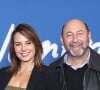 Julia Vignali et son mari Kad Merad - Avant-première du film "Finalement" de C. Lelouch qui fête son 87ème anniversaire au Grand Rex à Paris le 30 octobre 2024. © Pierre Perusseau/Bestimage 