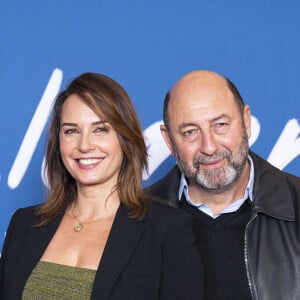 Julia Vignali et son mari Kad Merad - Avant-première du film "Finalement" de C. Lelouch qui fête son 87ème anniversaire au Grand Rex à Paris le 30 octobre 2024. © Pierre Perusseau/Bestimage 