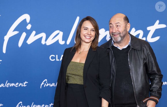 Julia Vignali et son mari Kad Merad - Avant-première du film "Finalement" de C. Lelouch qui fête son 87ème anniversaire au Grand Rex à Paris le 30 octobre 2024. © Pierre Perusseau/Bestimage 