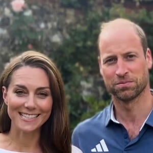 Le prince William, prince de Galles, avec une barbe de quelques jours et Catherine (Kate) Middleton, princesse de Galles félicitent les athlètes britanniques dans une vidéo, à l'issue les Jeux Olympiques de Paris2024 (JO).